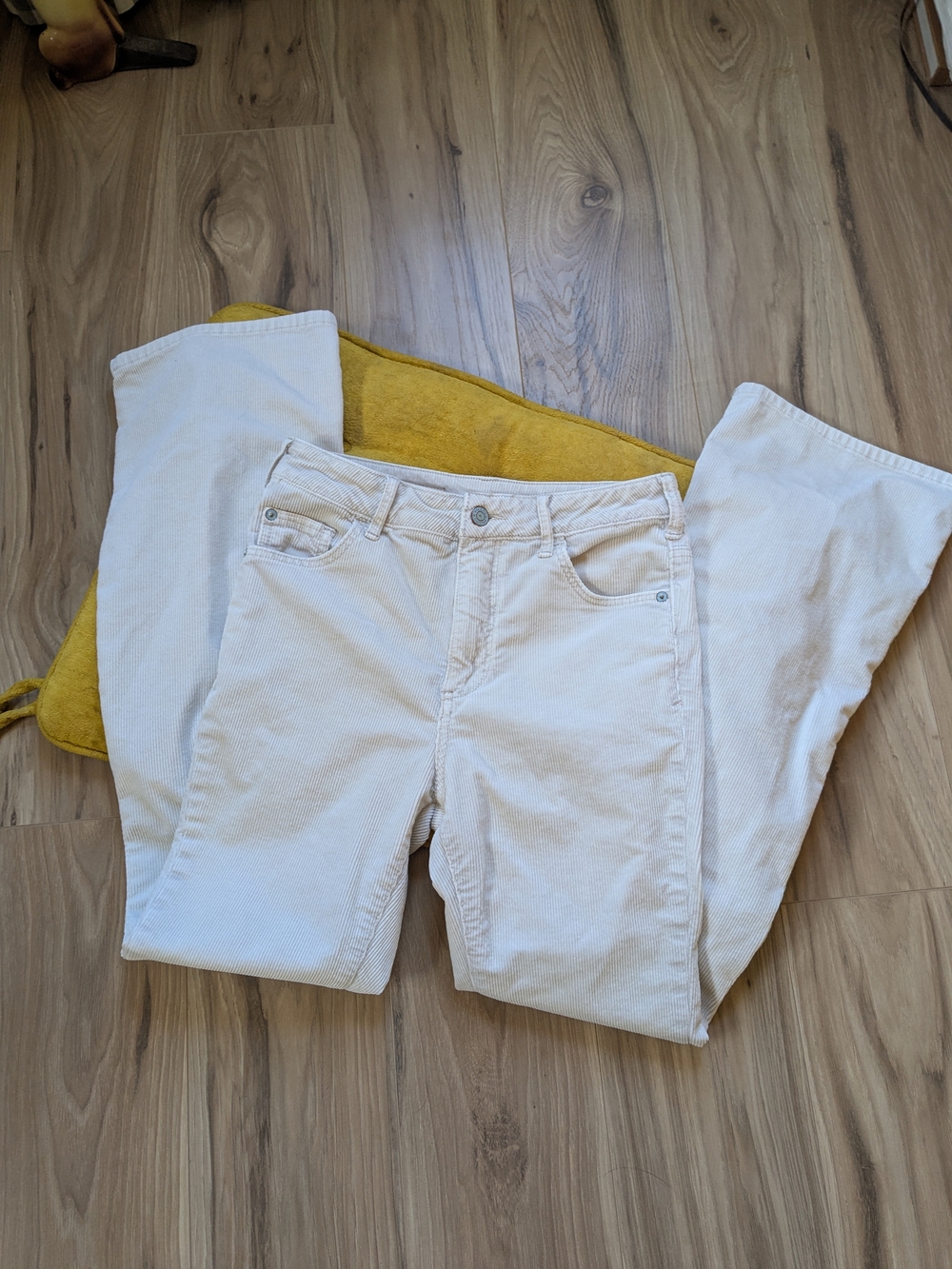 Pilcro Cream Cortaroy Jeans